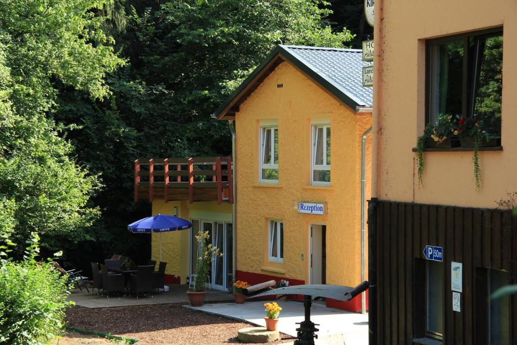Waldhotel Albachmühle mit Albacher Stuben Wasserliesch Habitación foto